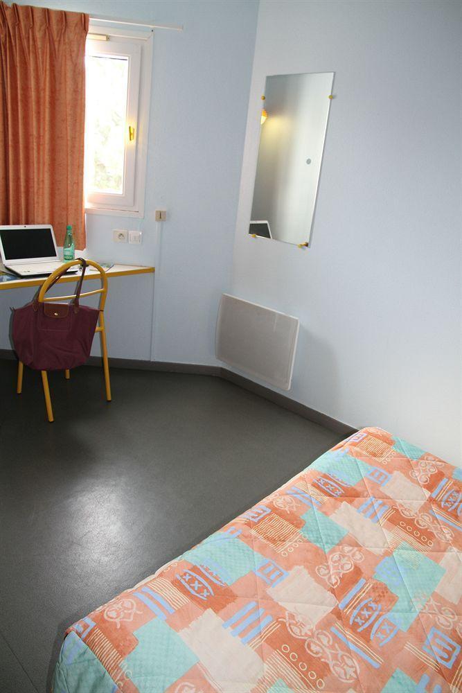 Europe Hotel Varennes-Vauzelles Εξωτερικό φωτογραφία
