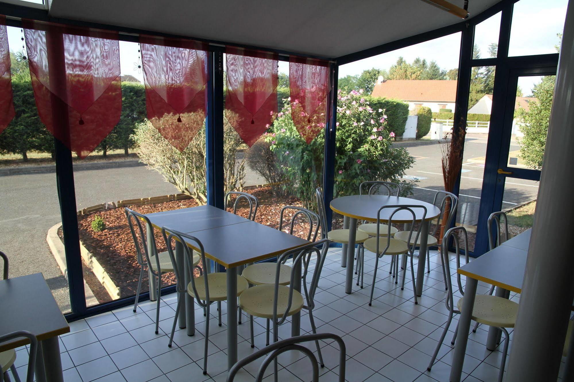Europe Hotel Varennes-Vauzelles Εξωτερικό φωτογραφία